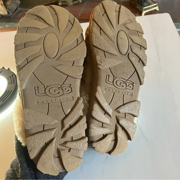 UGG‎ Coquette Clog Slippers Laser Cut Chestnut 8 - Picture 5 of 8